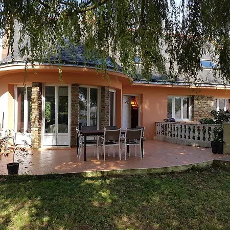Chambres D'hotes Le Paon Du Jour Отель типа 